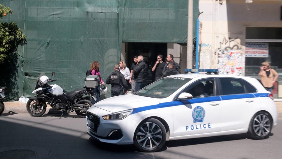 Πυρ και μανία ο 89χρονος με την καραμπίνα